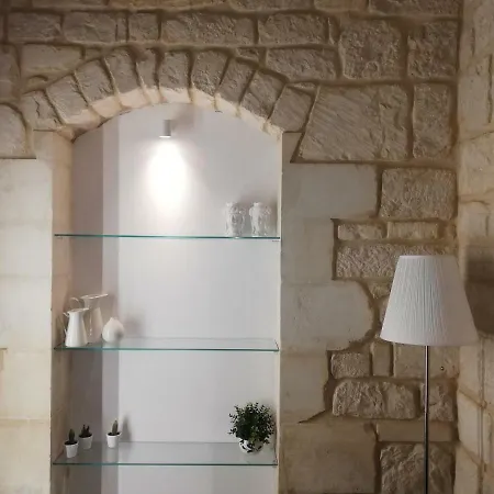Triskelion Apartment